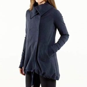 Lululemon Gray/ Blue Gratitude Wrap JACKET Snaps collar